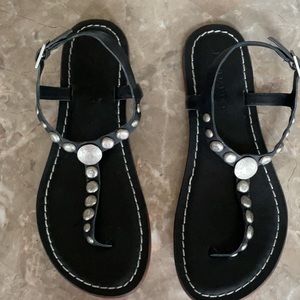 BERNARDO WOMENS SANDALS